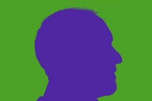 W.A.: „Der Mensch ist das einzige Wesen, das im Fliegen eine warme Mahlzeit zu sich nehmen kann.“ (Loriot)